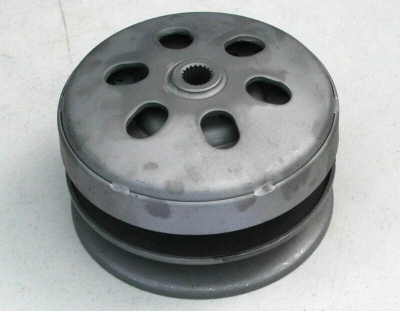 American Landmaster Bulldog BD200, Chuck Wagon CW200, Rear Drive Clutch Pulley