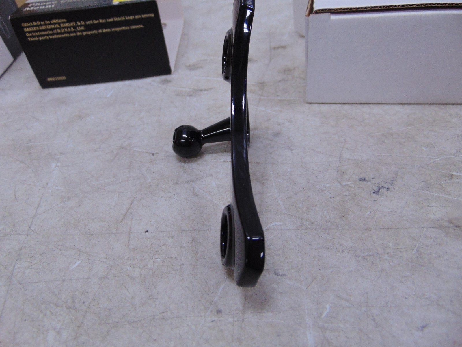 Harley Davidson Handlebar Phone Carrier Ball Mount 15-UP XG Street P/N: 76000758