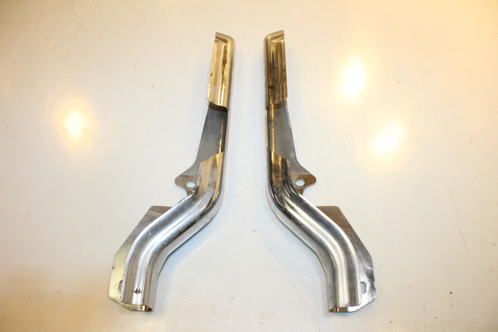 2008 Harley Davidson FLHRC Fender Frame Rail Cover Cap Right Left SET 47504-97