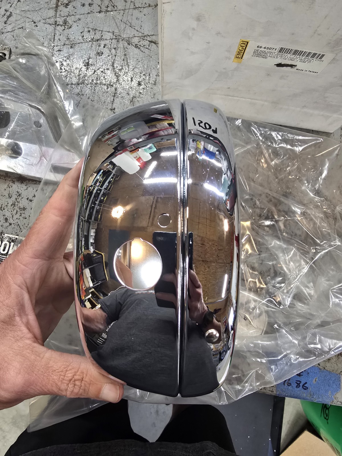 Emgo Head Light Shell 7″, Flatback, Bsa A65 Triumph T120 T150 1971-72 D953