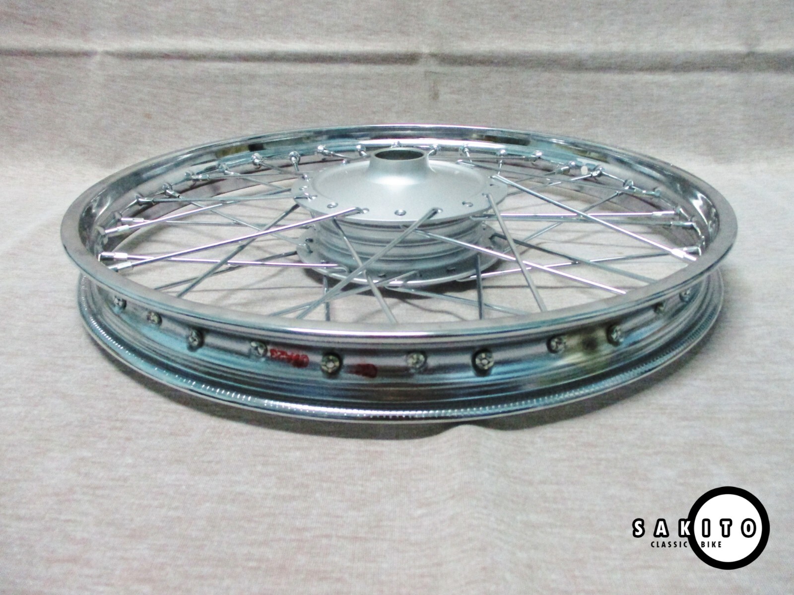 Fit YAMAHA YL2 FRONT WHEEL SILVER SIZE 18″ [sa401]