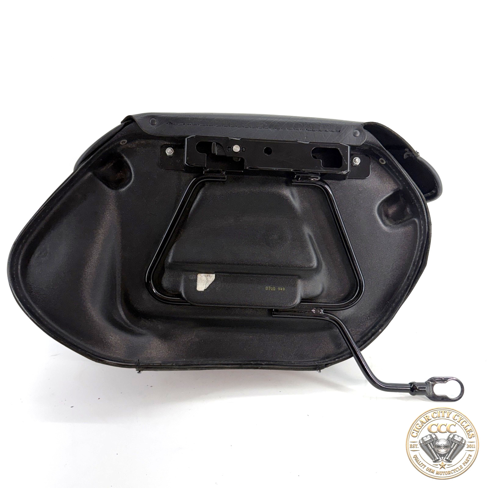 OEM 09-15 HARLEY HERITAGE SOFTAIL CLASSIC FLSTC STUDDED LEATHER SADDLEBAGS NICE