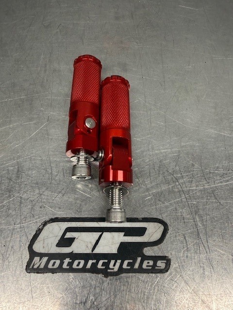 FOLDING FOOTPEG SET SPORT BIKE BMW S1000RR 8MM MOUNT