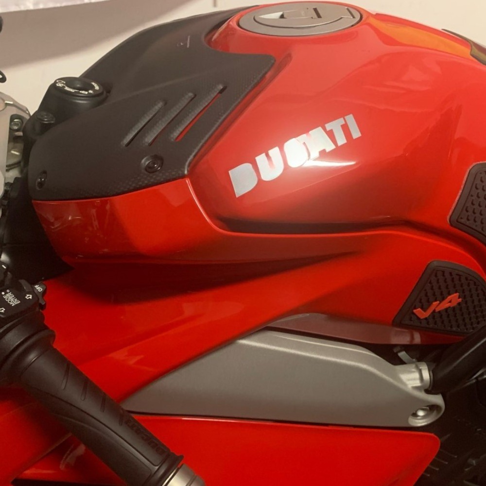 For DUCATI Streetfighter V4 V4S 2020-2022 fuel tank battery cover bellows cover
