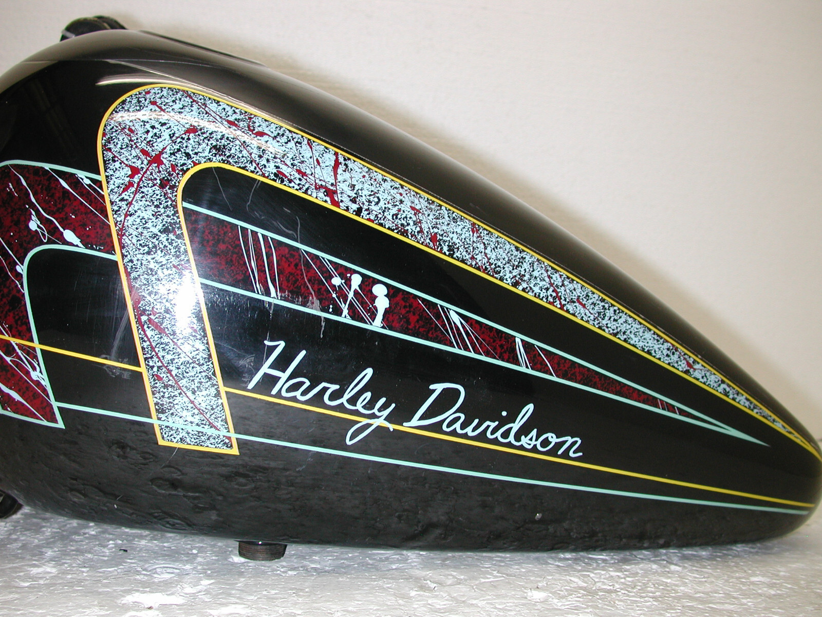 HARLEY DAVIDSON Softail Heritage FXST 1984-1999 OEM 4.2 Gal Split Fuel Gas Tank