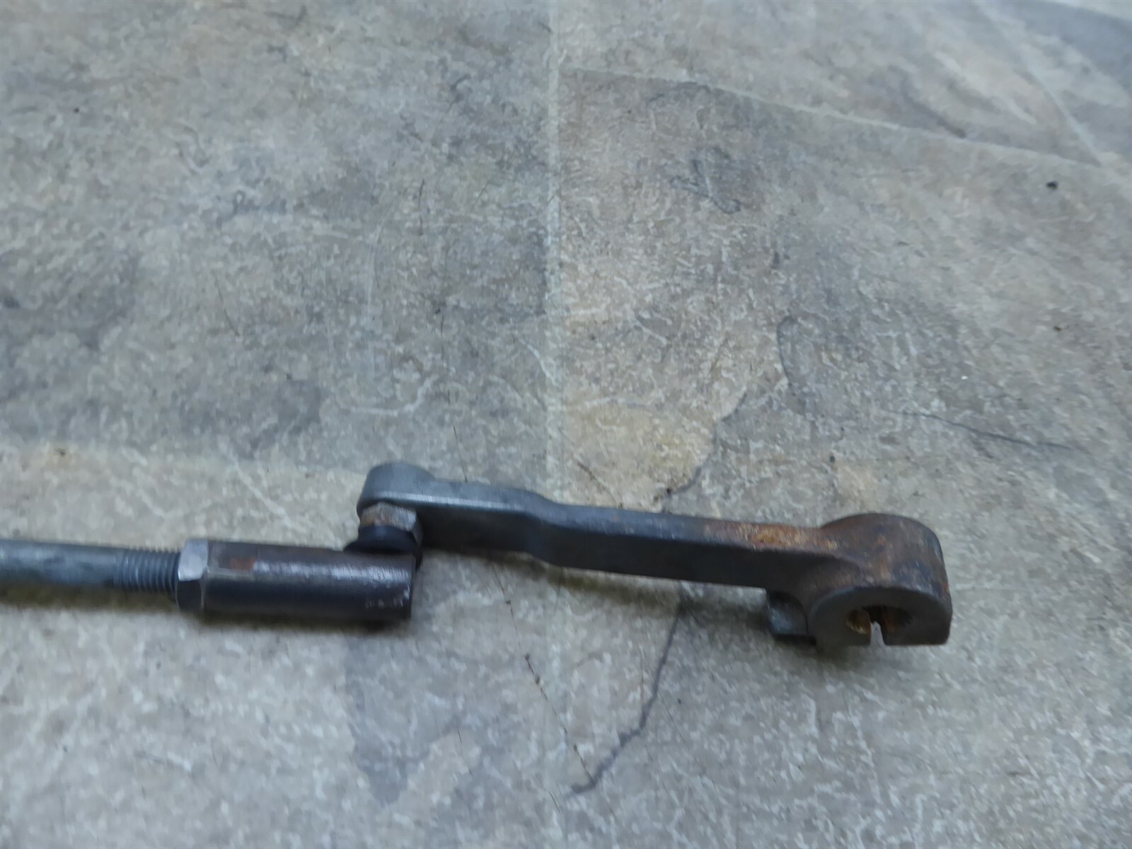 2002 Harley Ultra Classic FLHTCUI S541-3. shifter shift linkage bar rod