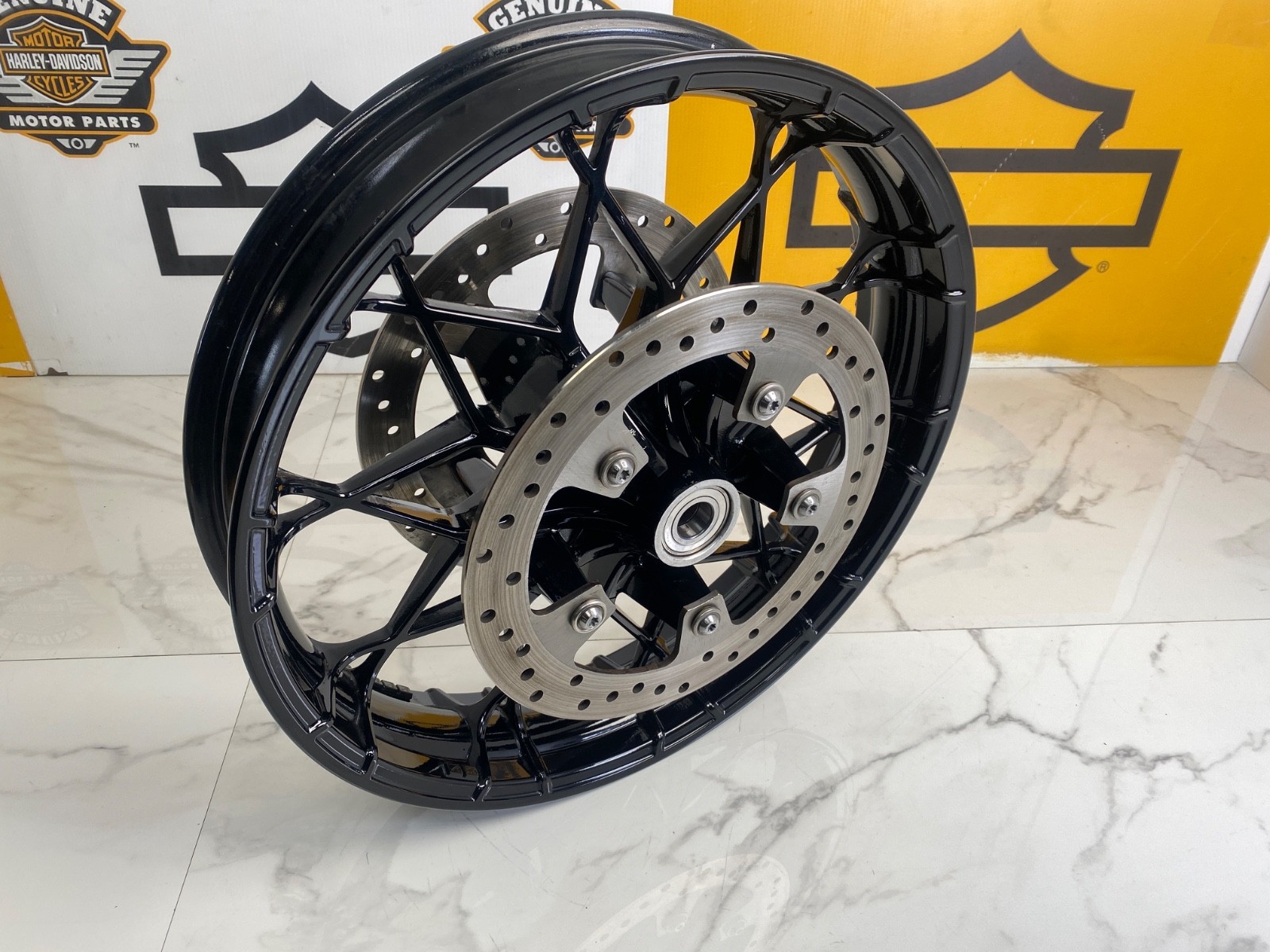 OEM 00-26 Harley 19″x3.5″inch Touring Front Prodigy Rim W/ Rotors