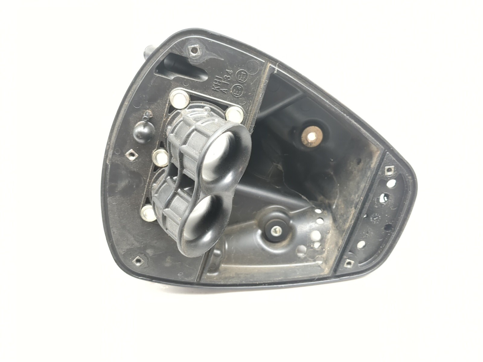 06-26 Kawasaki Vulcan 900 VN900D Inner Air Cleaner Housing 11038-0015