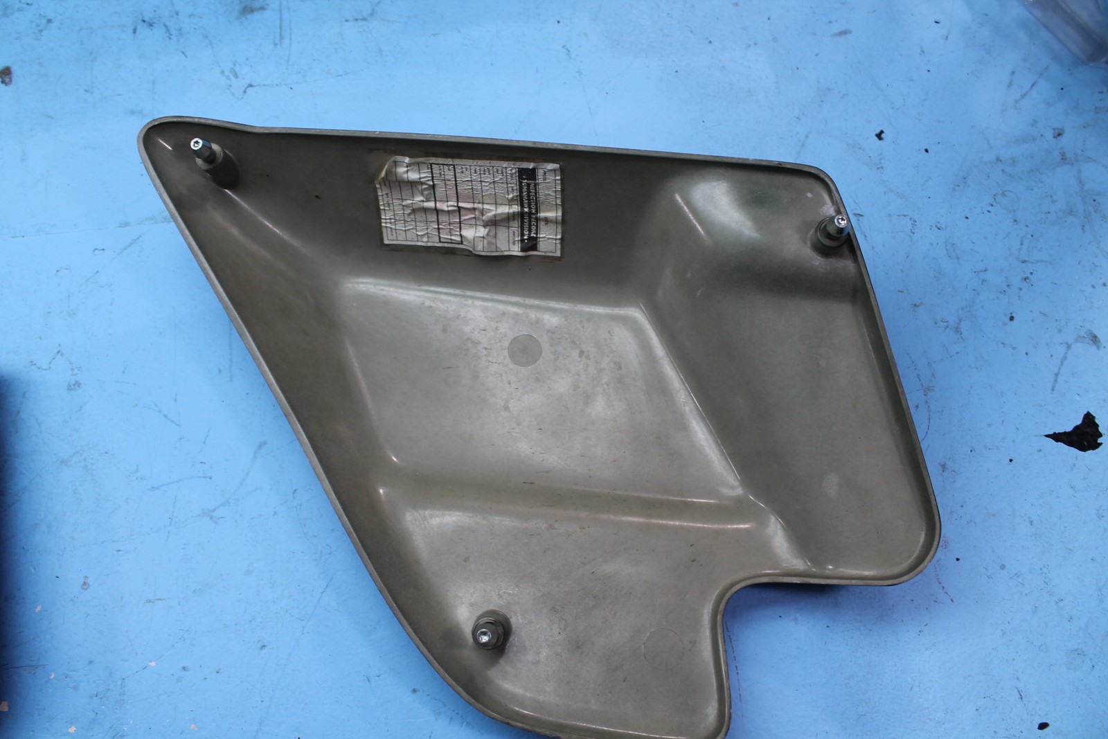 1471 99 HARLEY-DAVIDSON ROAD KING LEFT RIGHT SIDE FRAME ELECTRICAL COVER FAIRING