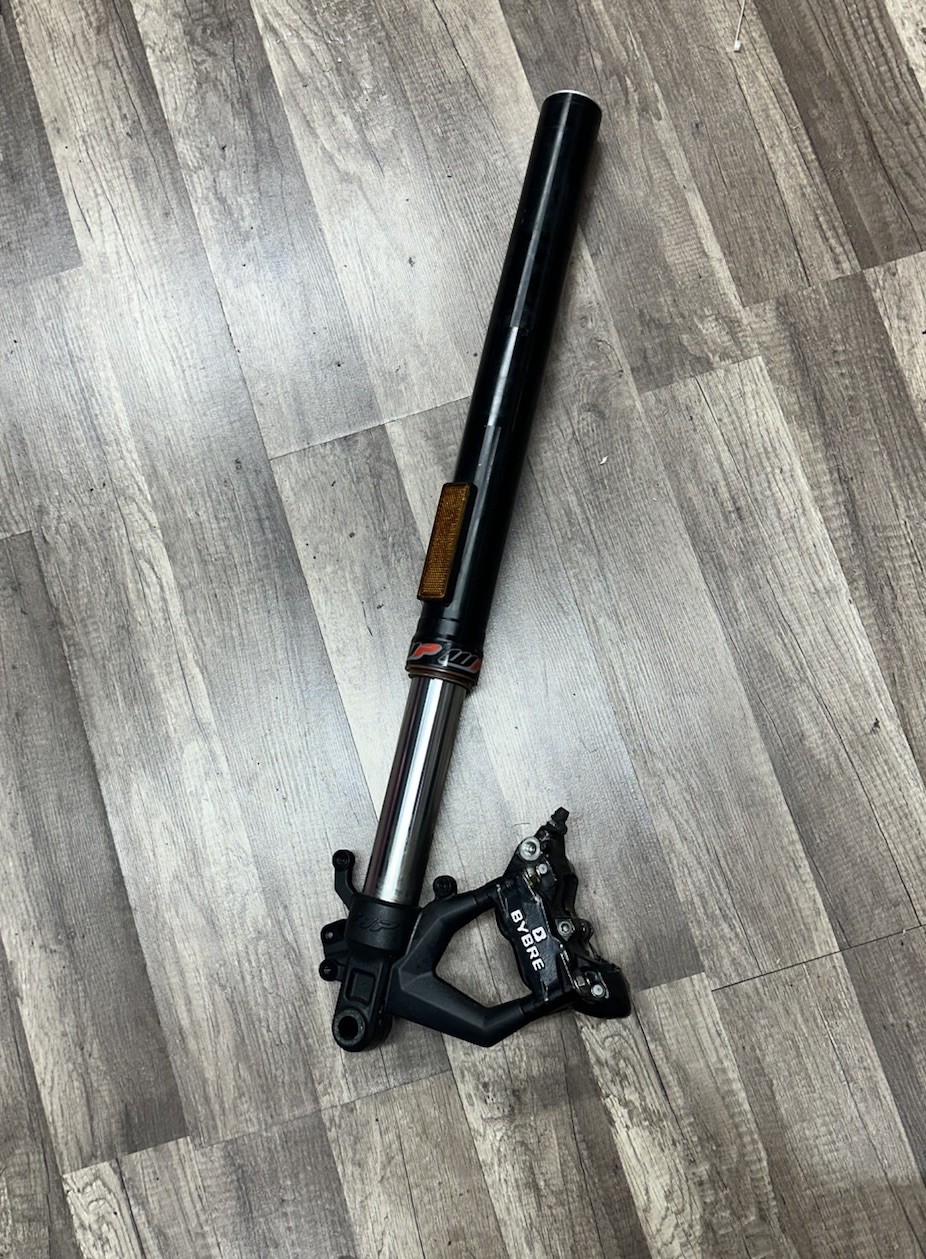 2018-21 Husqvarna Vitpilen/Svartpilen 401 LH Fork And Caliper Assembly WP