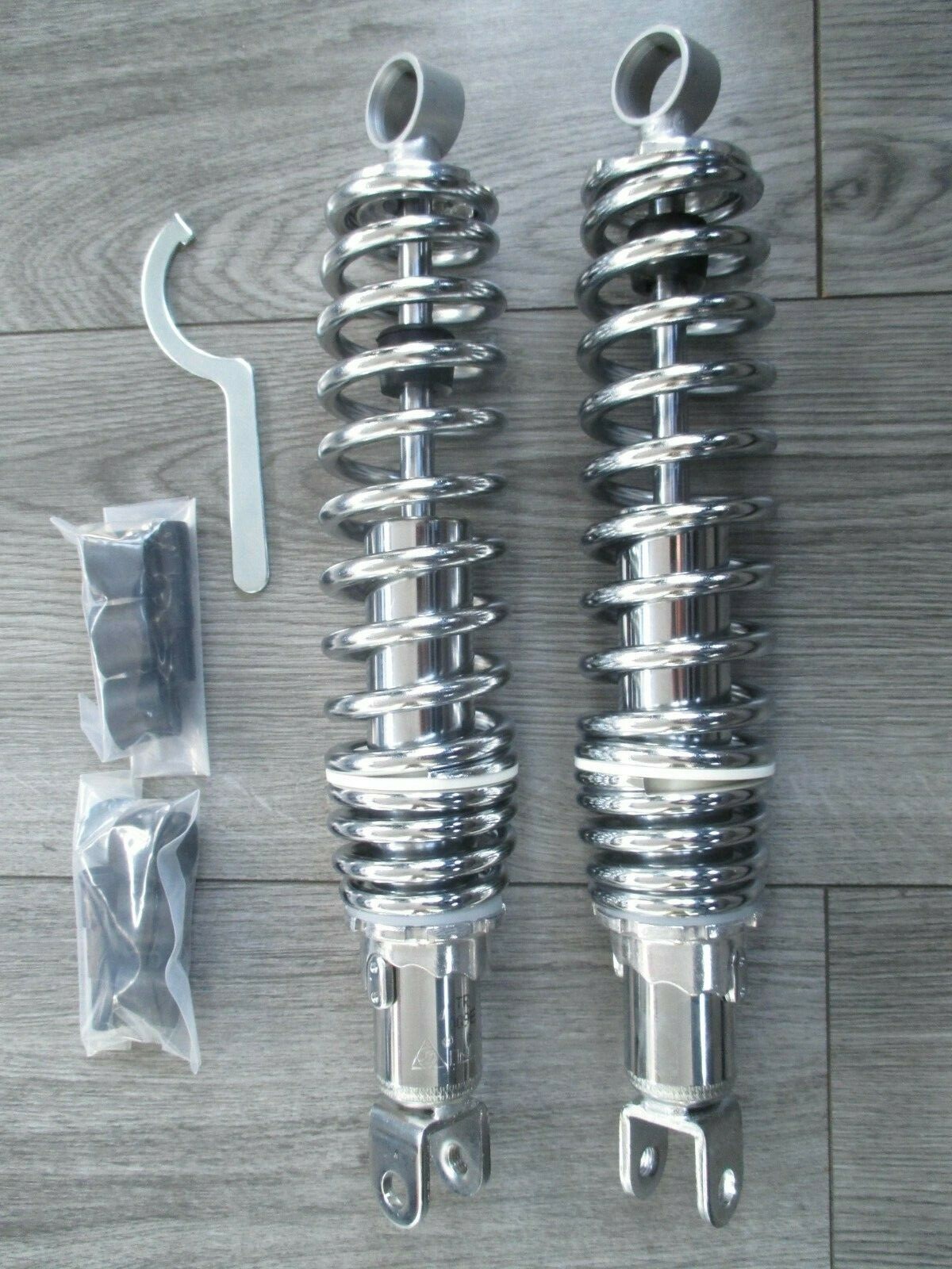 SUZUKI GS750 GS1000 GSX750 GSX1100 1977-84 CHROME REAR SHOCKS SHOCK ABSORBERS