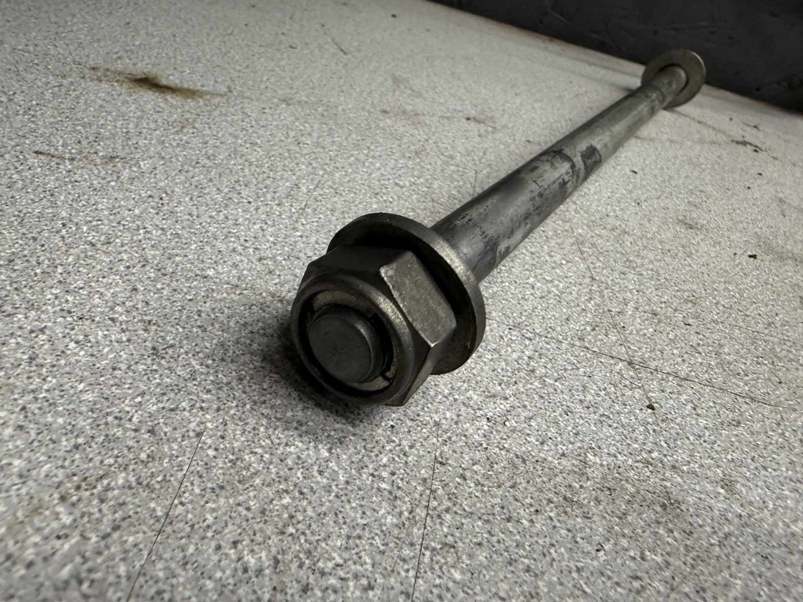 1981 Honda CM400C SWINGARM MOUNT PIVOT BOLT U1-6547.ADT