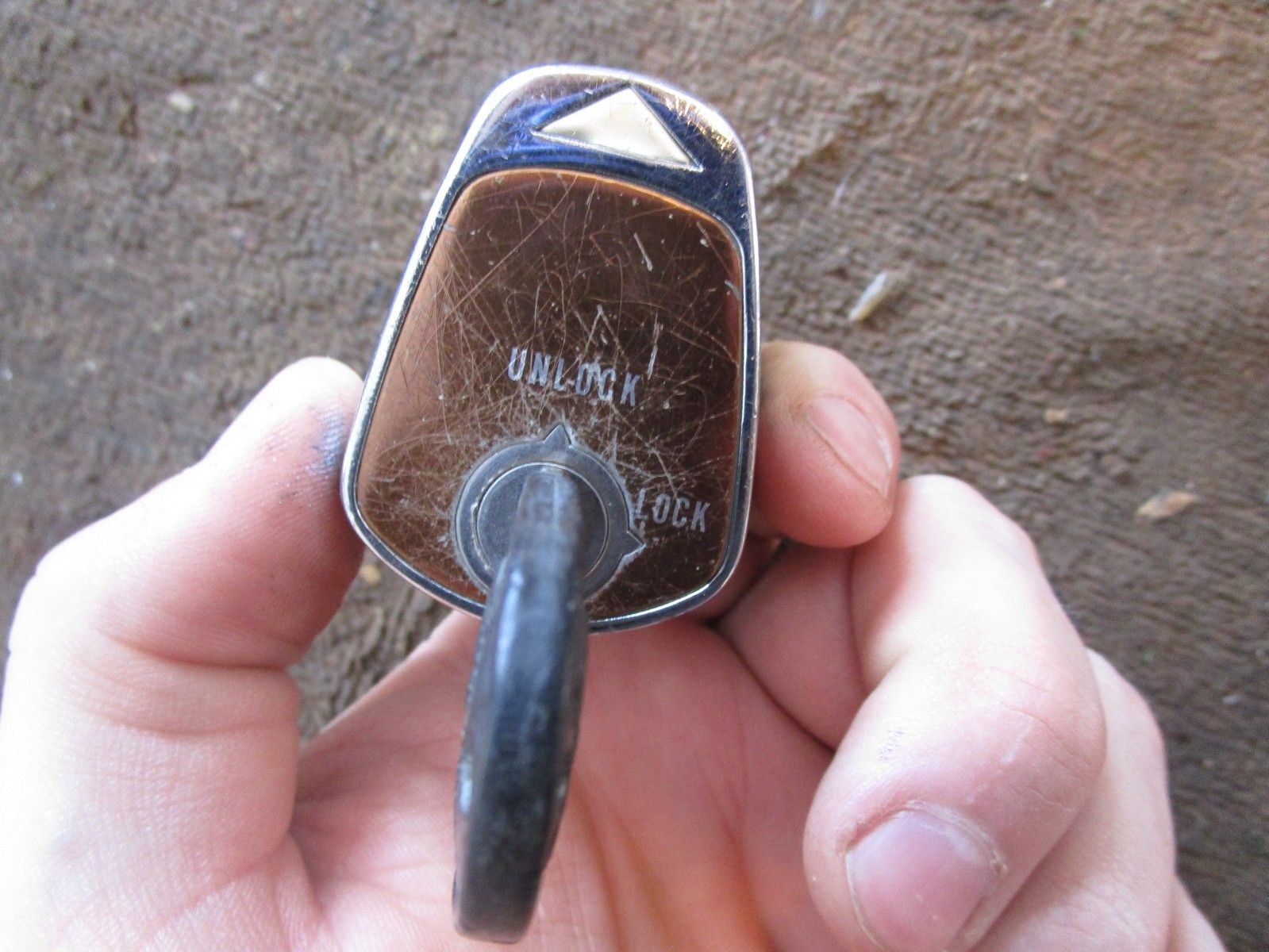 1980-1992 Harley Davidson FLHT ignition switch knob 71536-82A w key #558 FLT