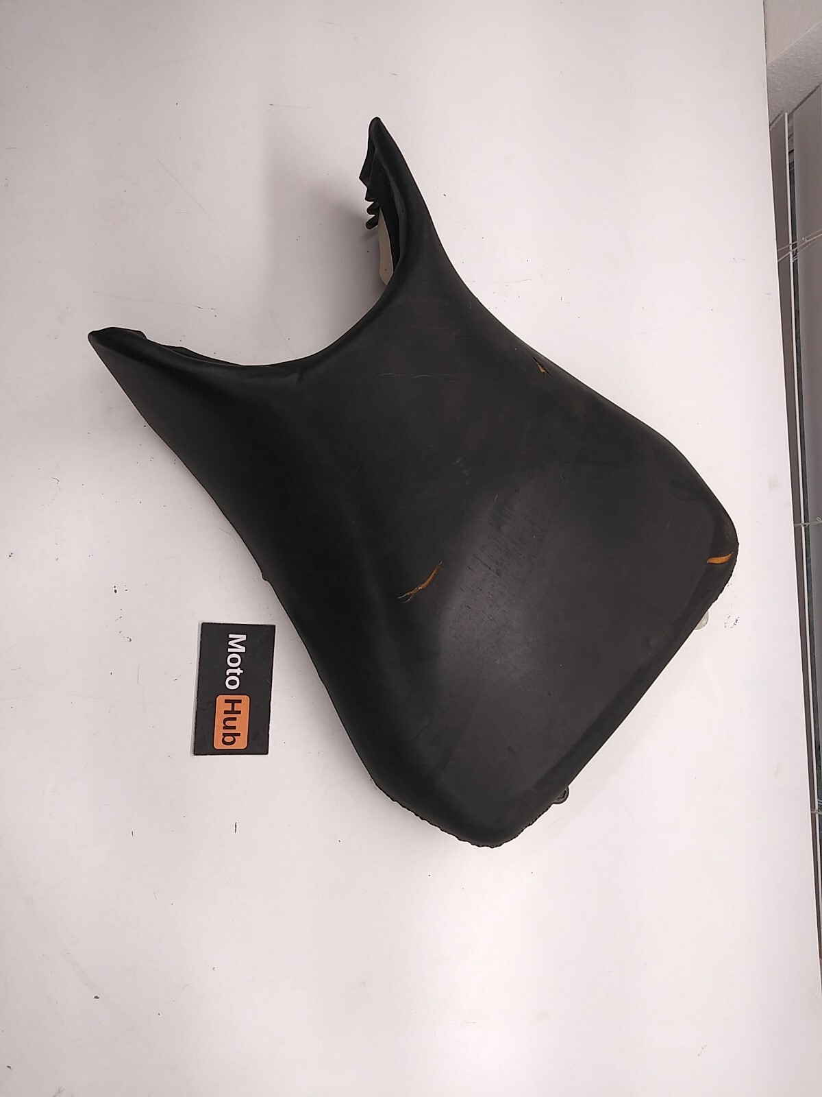 03-05 R6 06-09 R6S YAMAHA YZFR6 OEM FRONT DRIVERS SEAT PAD PAN SADDLE PILLION