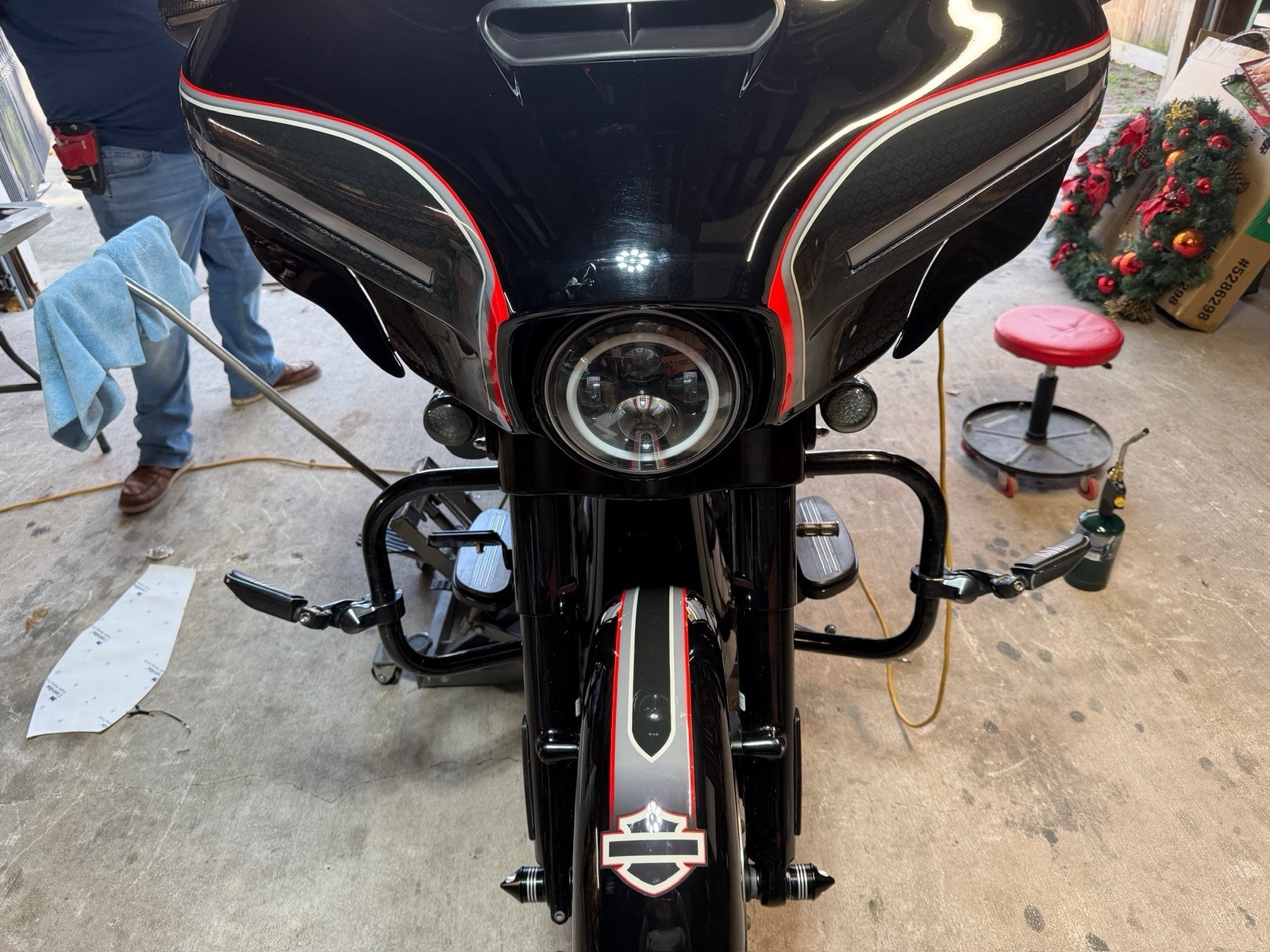 3m Custom Design Partial Wrap For A Harley Streetglide