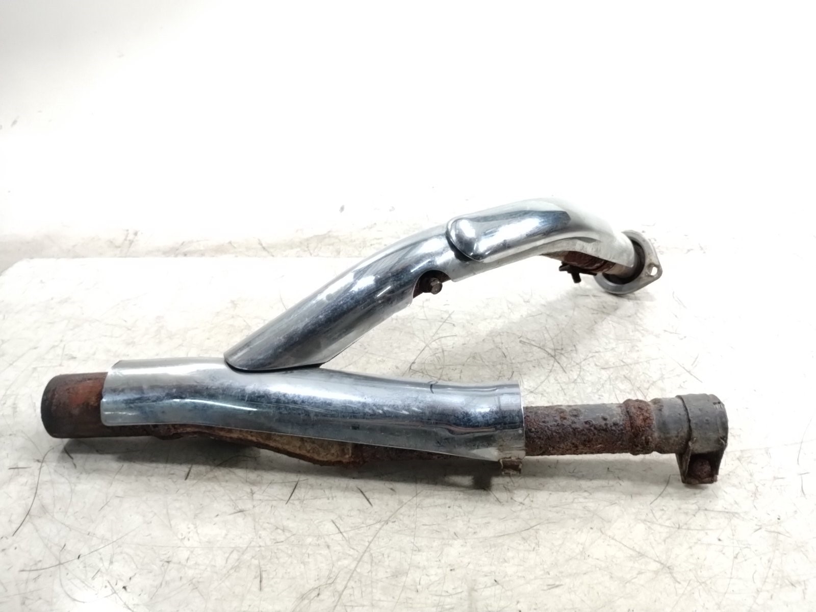 2005 Yamaha Royal Star Venture XVZ1300 Rear Right Exhaust Header Head Pipe