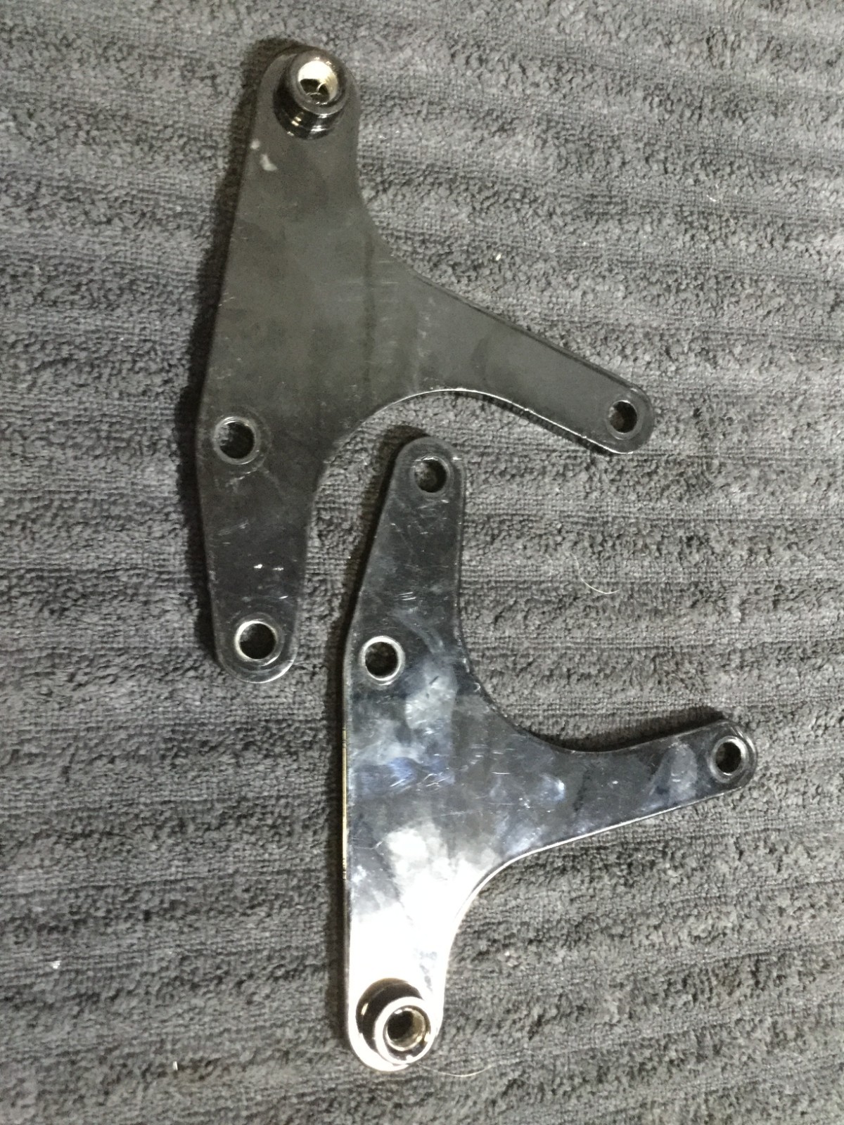 HARLEY OEM TRIKE REAR SHOCK MOUNT BRACKET 83861-09 FLHTCUTG Tri-Glide Freewheel