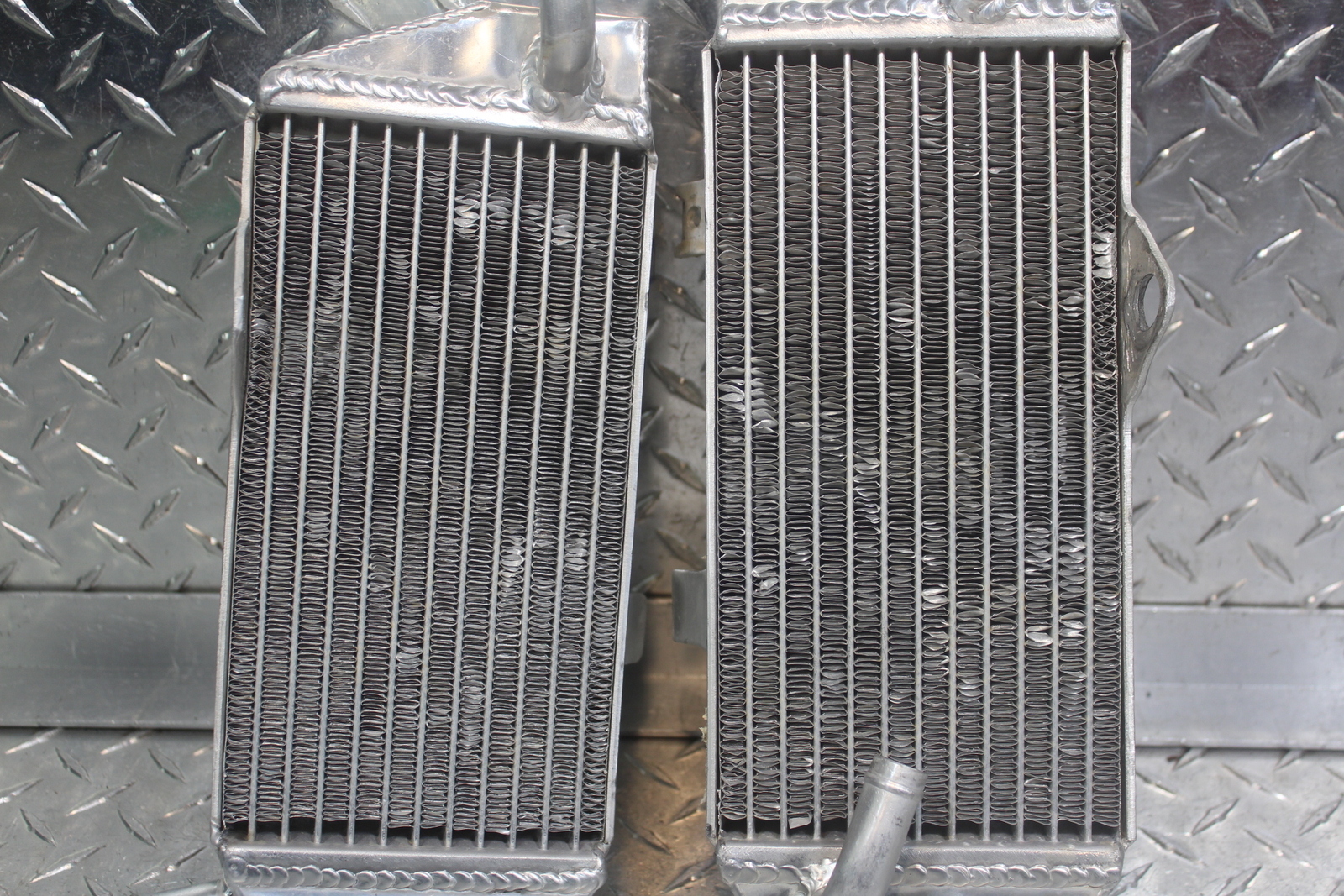2009 HONDA CRF450R LEFT/RIGHT RADIATORS COOLING SYSTEM AM024A/B-4/8-2.21