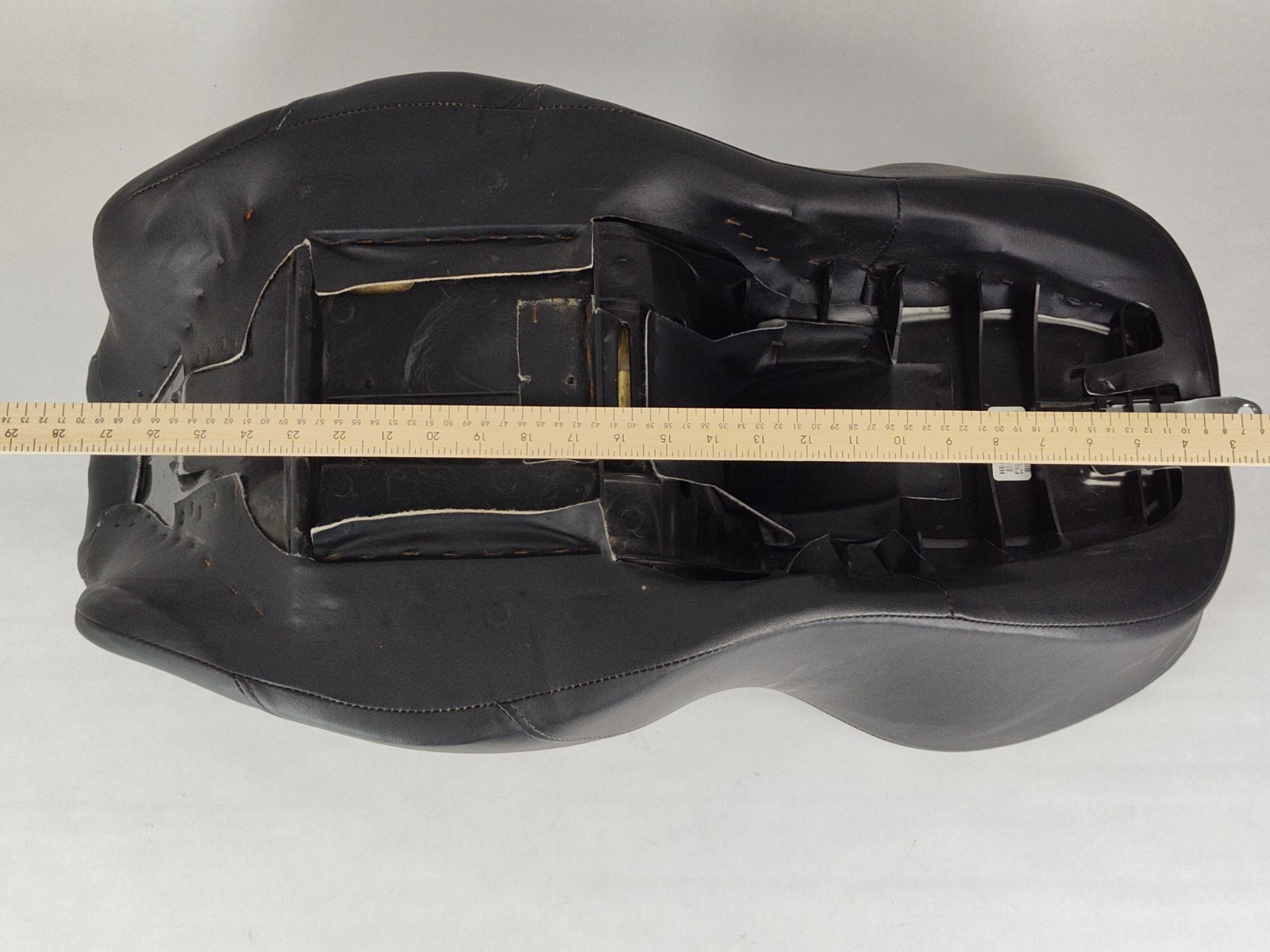 OEM 24688 Genuine Harley-Davidson Touring Stock Motorcycle Seat