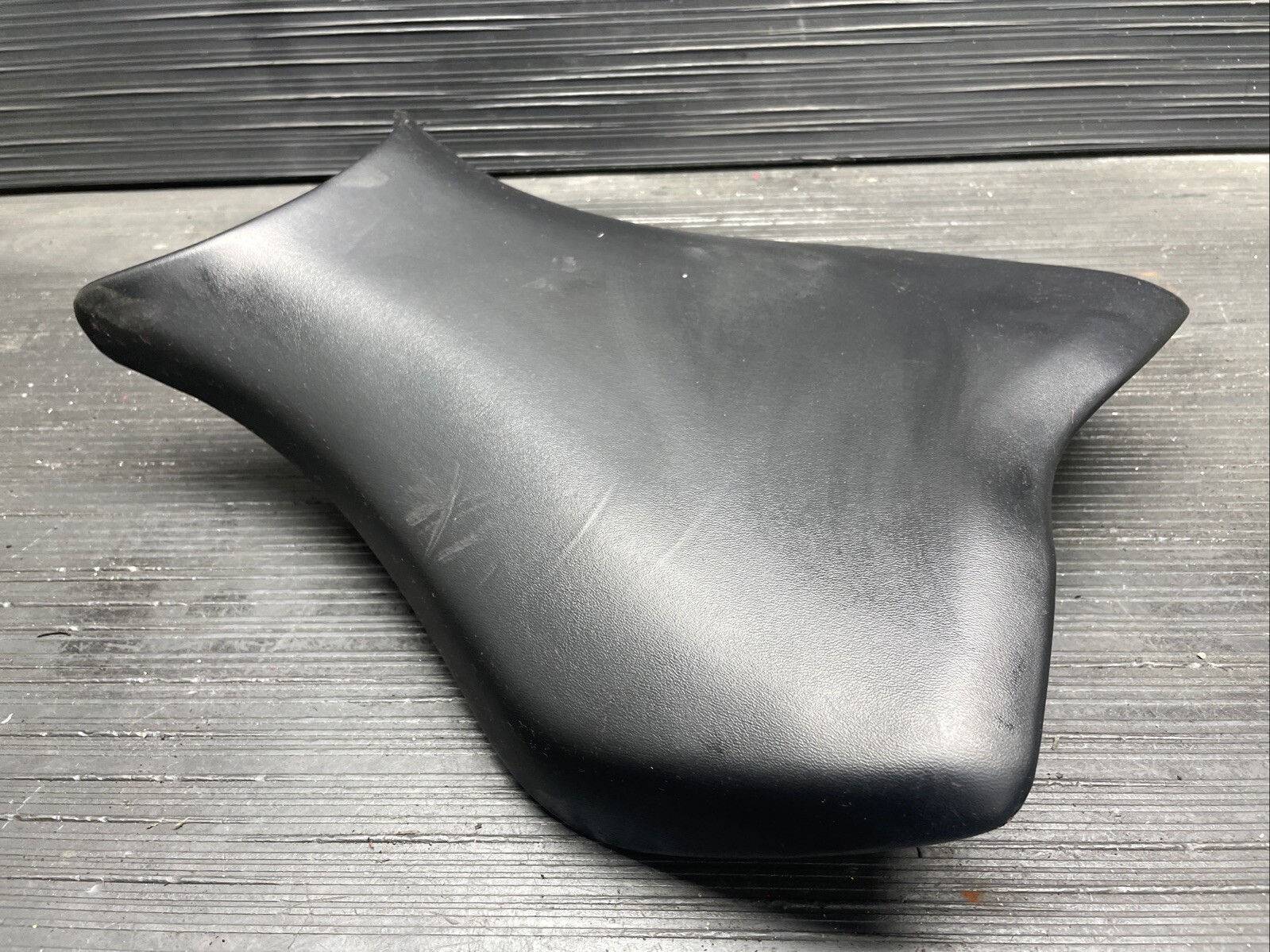2014 Honda CBR1000RR Front seat, driver seat OEM #930248