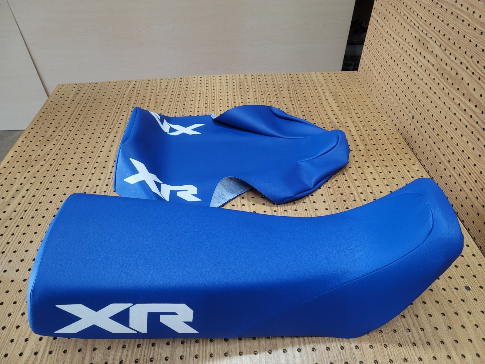 HONDA XR350R SEAT COVER HONDA XR600R SEAT COVER 1985 MODEL BLUE (H*-397)