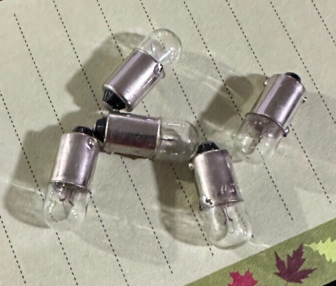 5 PACK OF NEW 6 VOLT 1.7W DASH BULB # 51 1980 1981 C70 Passports (BULB101)