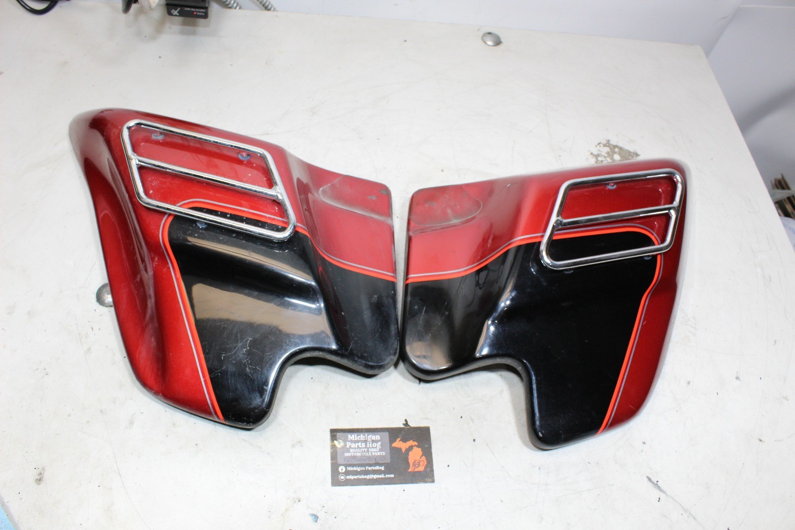 97-06 Harley Touring OEM Side Fairing Cover Set Lazer Red and Black Fiberglass