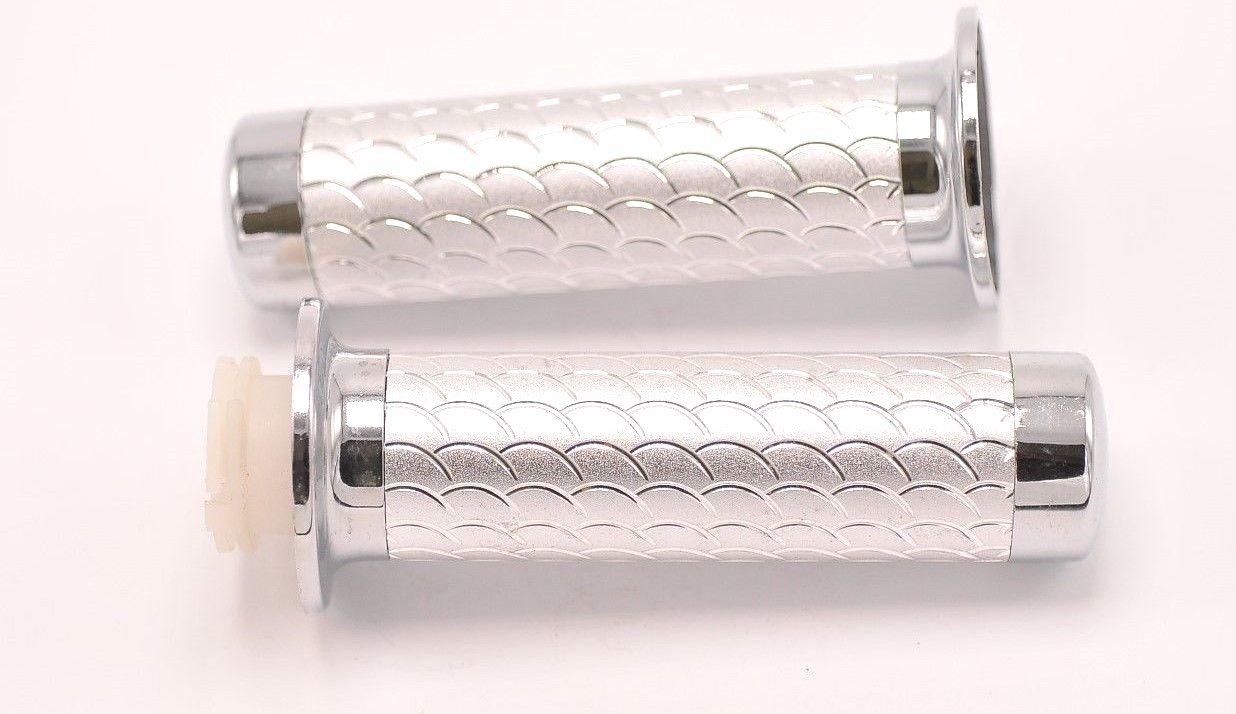 Chrome Aluminum Scooter Throttle Grips (Pair) 2447
