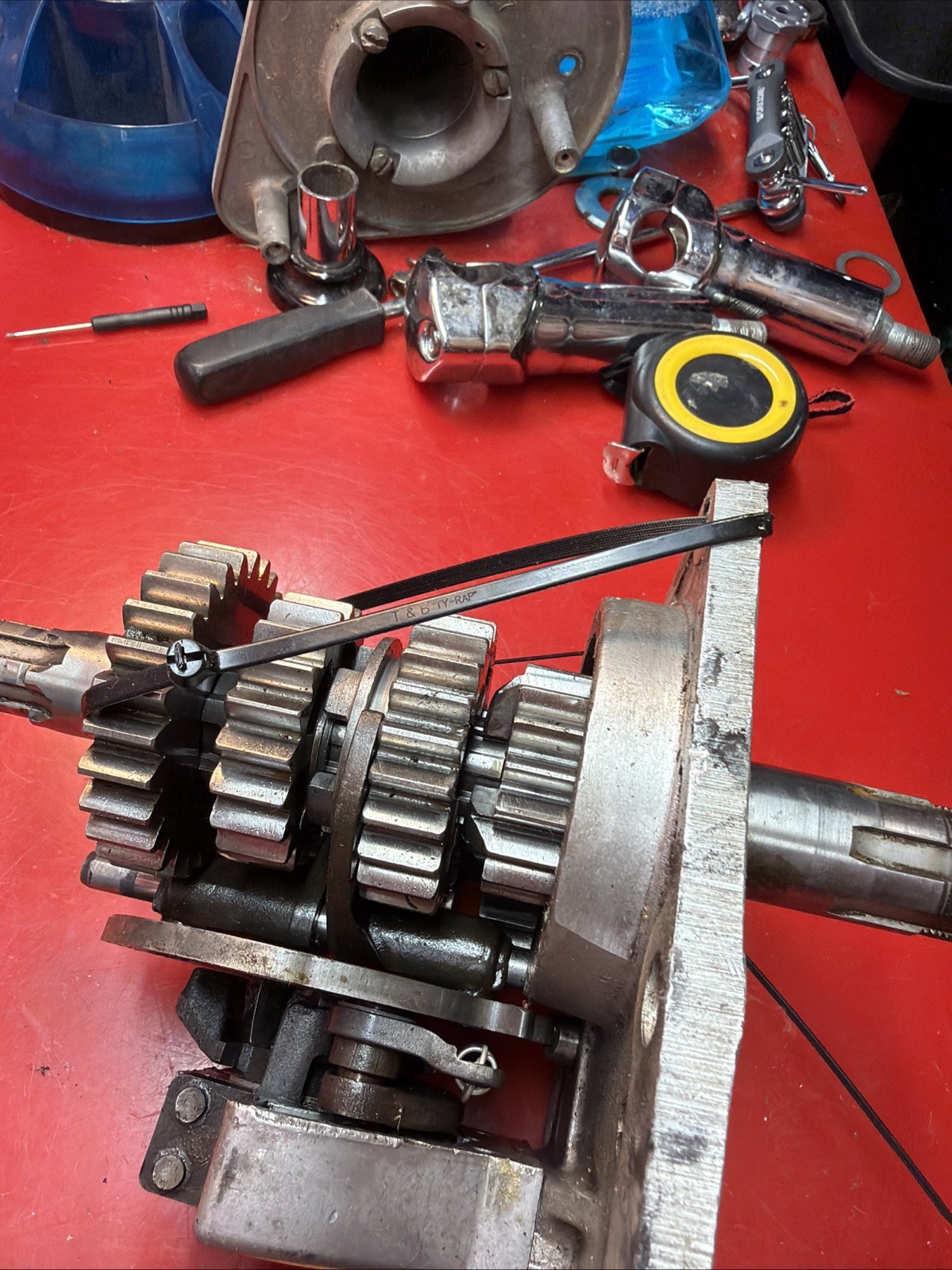 Harley 1973-76 Ironhead Right side Shift Trans Transmission Good Sportster OEM
