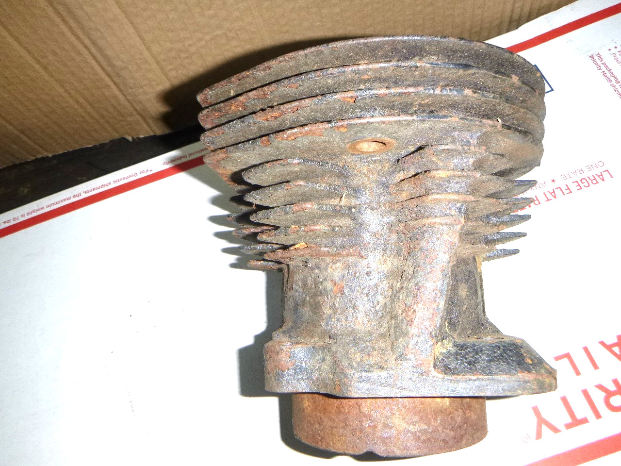 O.E.M. HARLEY DAVIDSON SHOVELHEAD 80″ REAR CYLINDER 16587-78 L1978-1985