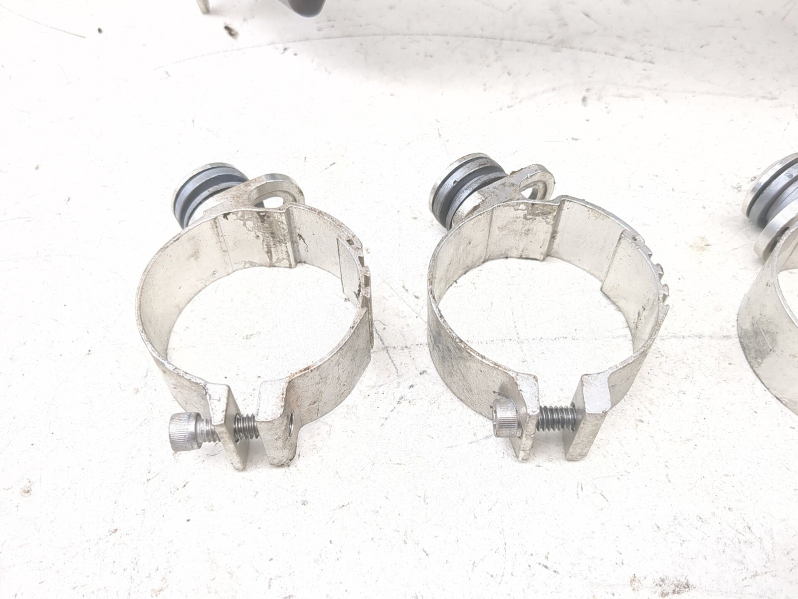05-08 Honda VTX1800 F1 Front National Cycle Spartan Windshield Mounting Set