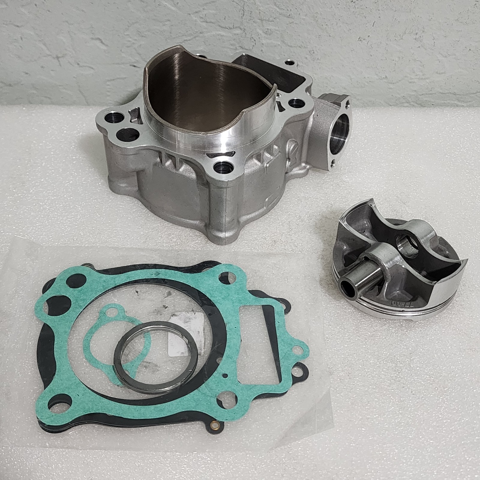 Cylinder Piston Top End Kit For Honda CRF250R CRF250X 2004-2017 12100-KRN-670
