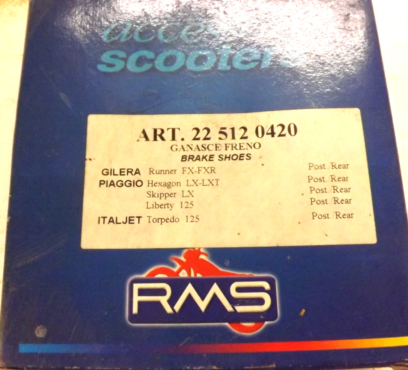 PIAGGIO REAR BRAKE SHOES & SPRINGS FOR SCOOTERS AS SHOWN ON THE BOX