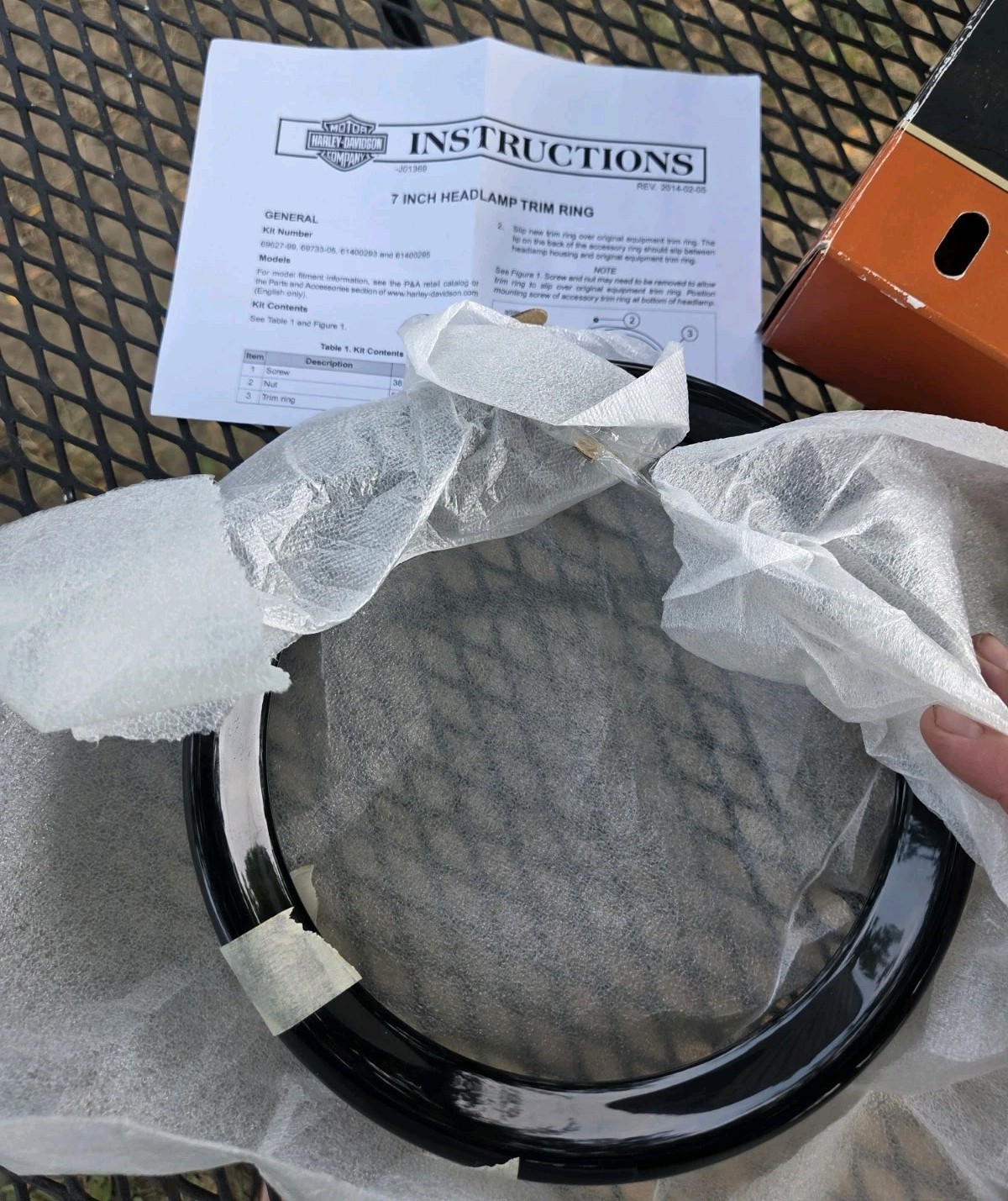 NEW Harley OEM Gloss Black 7″ TRIM RING P/N 61400295