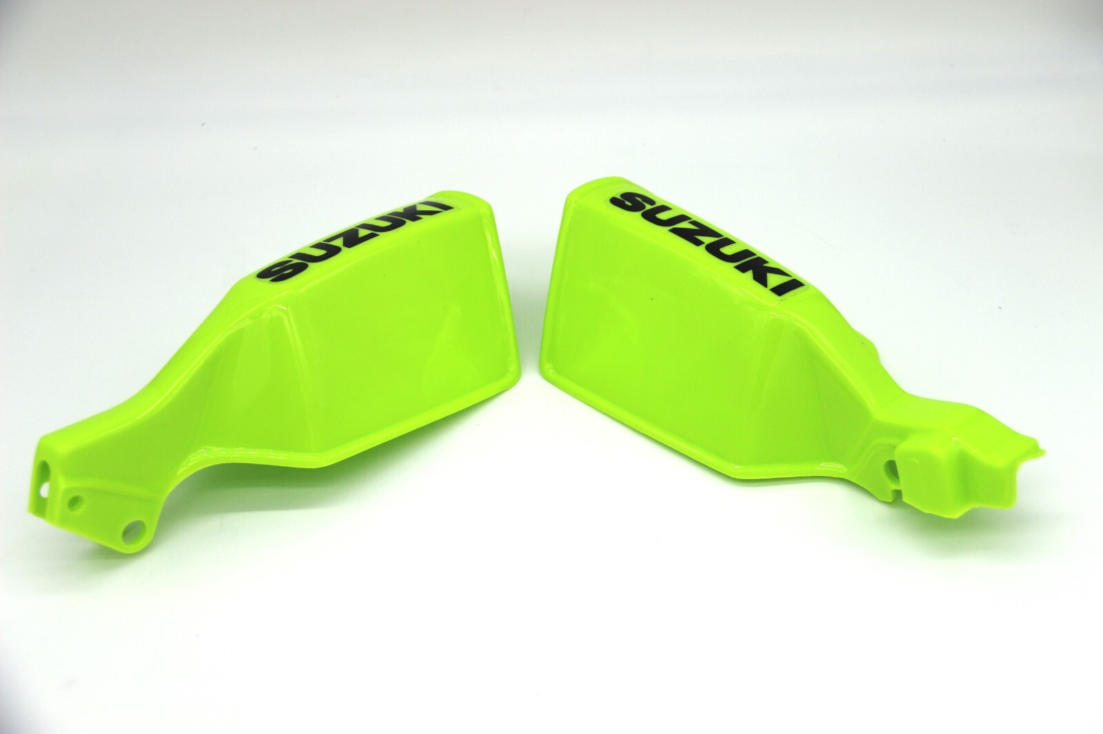 fits Suzuki TS 125- 185 /DR 200-150-650 Green Grips Hand Cover Guard LH/RH Set