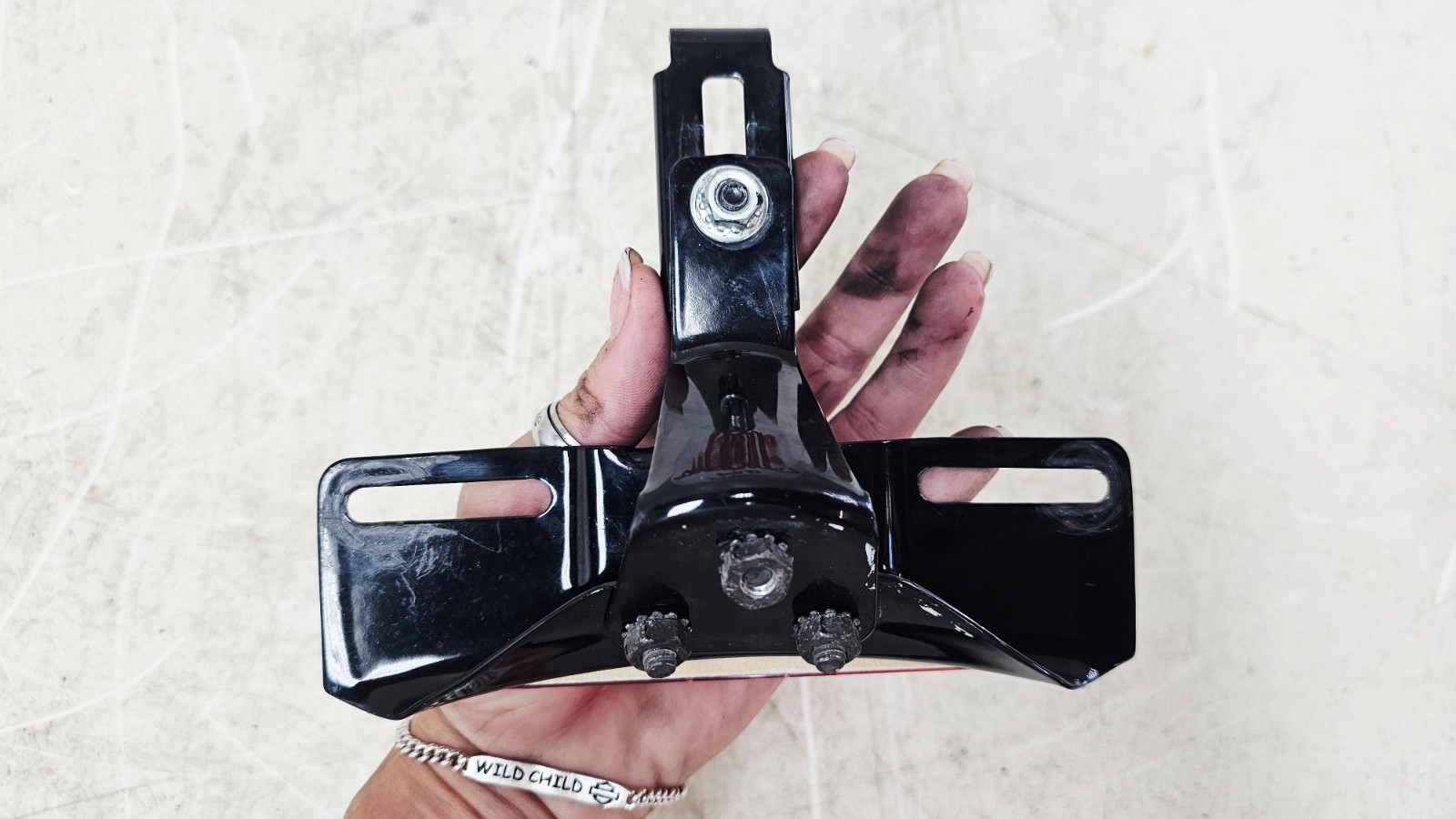 2002 HARLEY SOFTAIL OEM Rear License Plate Bracket Mount Holder FXST FLST Black