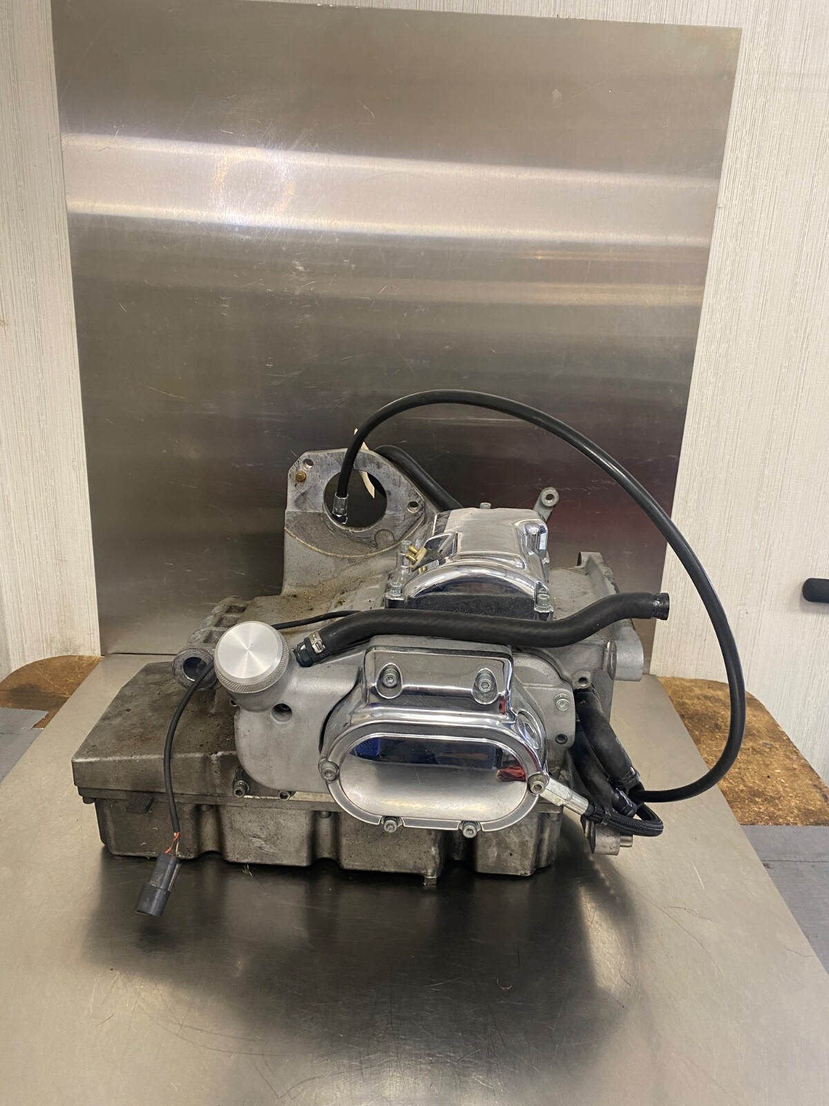 2006 Harley Road Glide FLTRI Silver & Chrome Complete Transmission Assembly