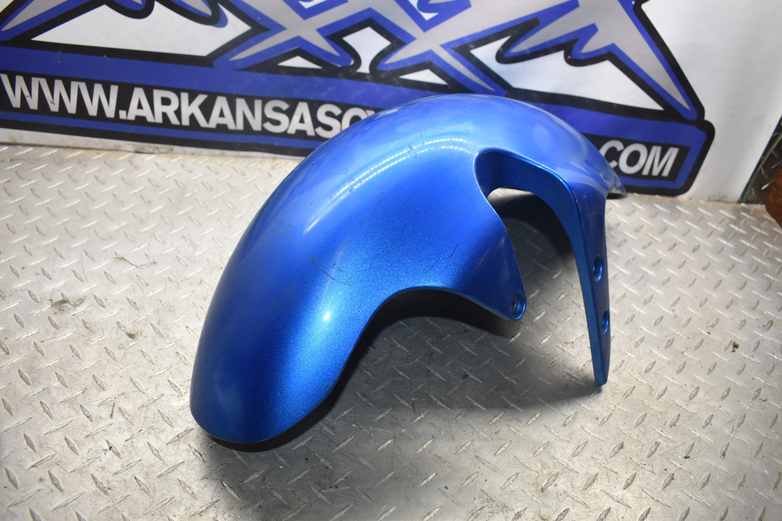 DC3 BROKEN FRONT FENDER UNKNOW YEAR SUZUKI HAYABUSA GSXR 1300 FREE SHIP