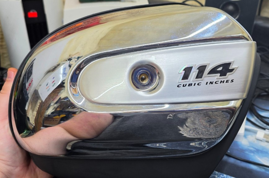 OEM HARLEY-DAVIDSON 17-23 114ci Milwaukee Eight 8 M8 Air Cleaner Touring CHROME