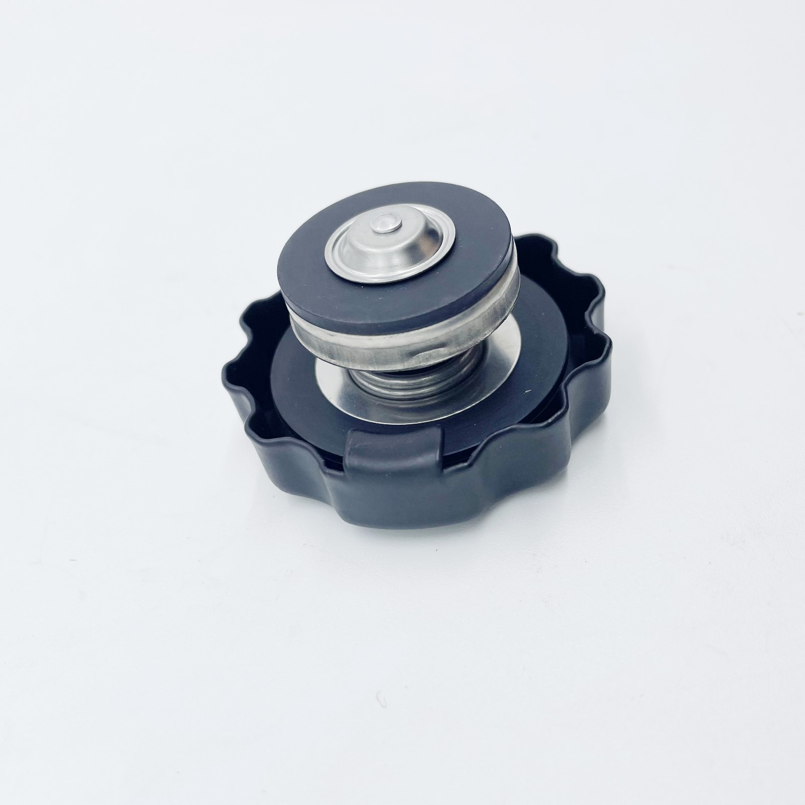 19045-MY3-621 Radiator Cap FOR Honda VT ST GL VF NX PC VFR Many Bikes USA NEW