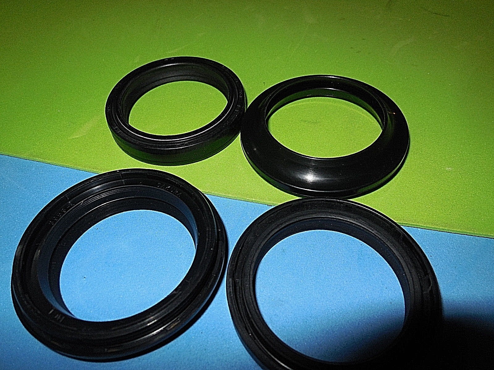 Fork seals & Wipers Suzuki 98-03 TL1000R 99-09 GSX1300R HAYABUSA 15-5523