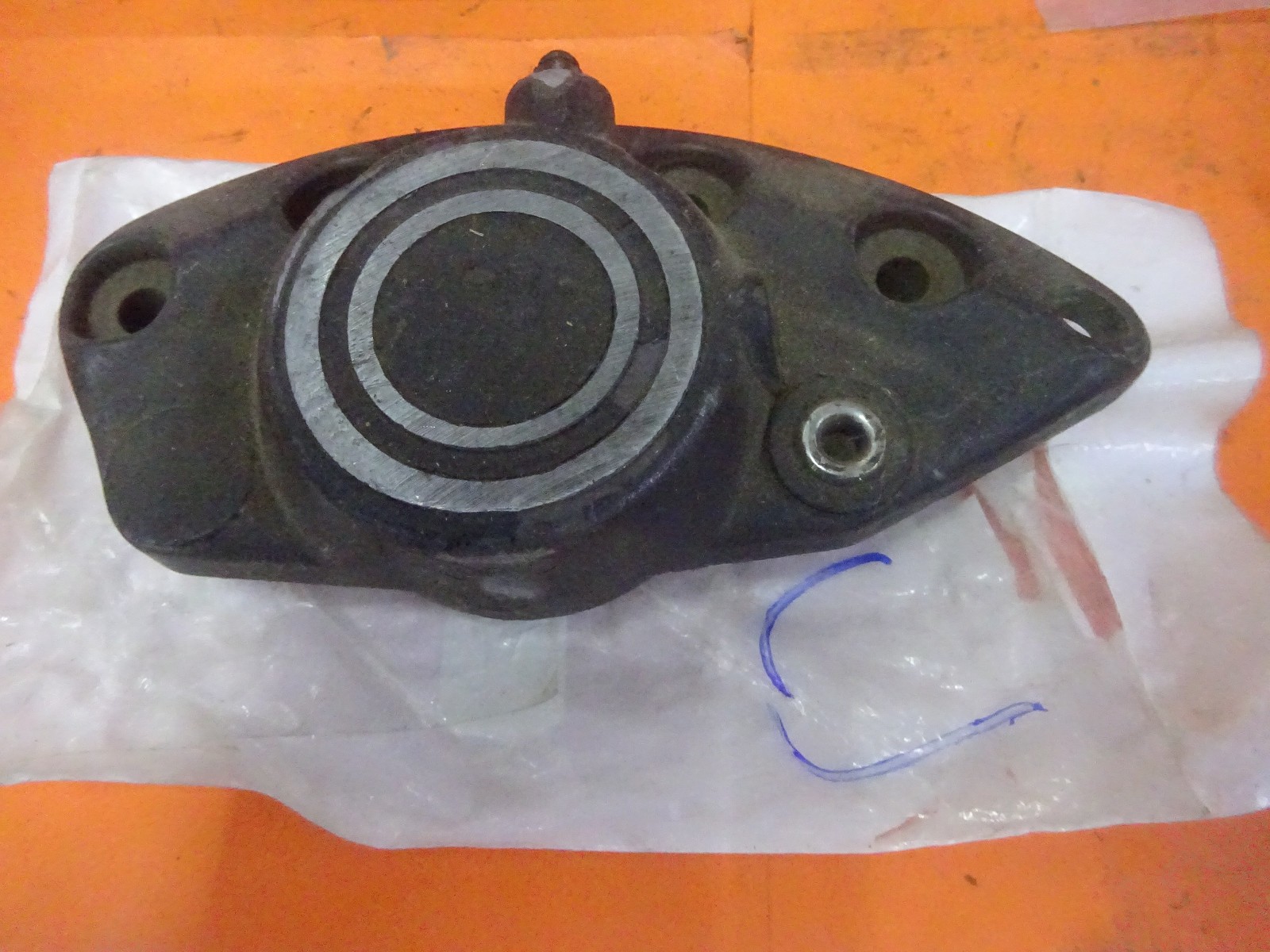 VINTAGE HARLEY OLE CHOICE OF USED PLAIN REAR BANANA BRAKE CALIPER 1/2