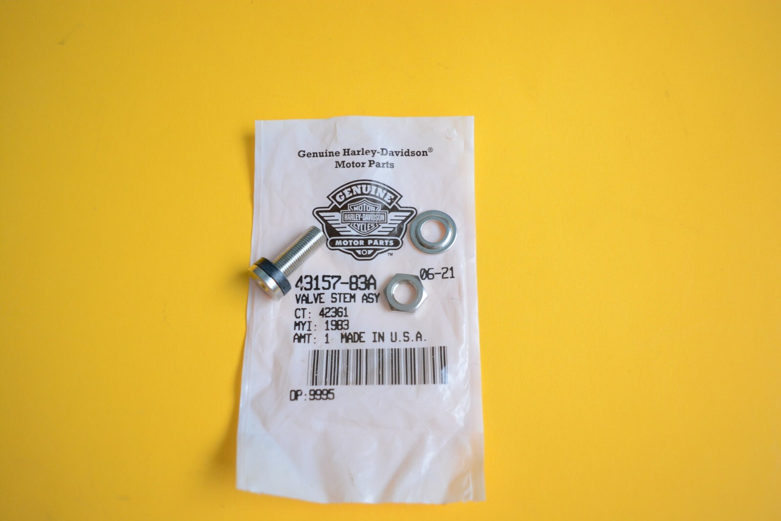HARLEY DAVIDSON NEW OEM GENUINE VALVE STEM MADE IN USA 43157-83A