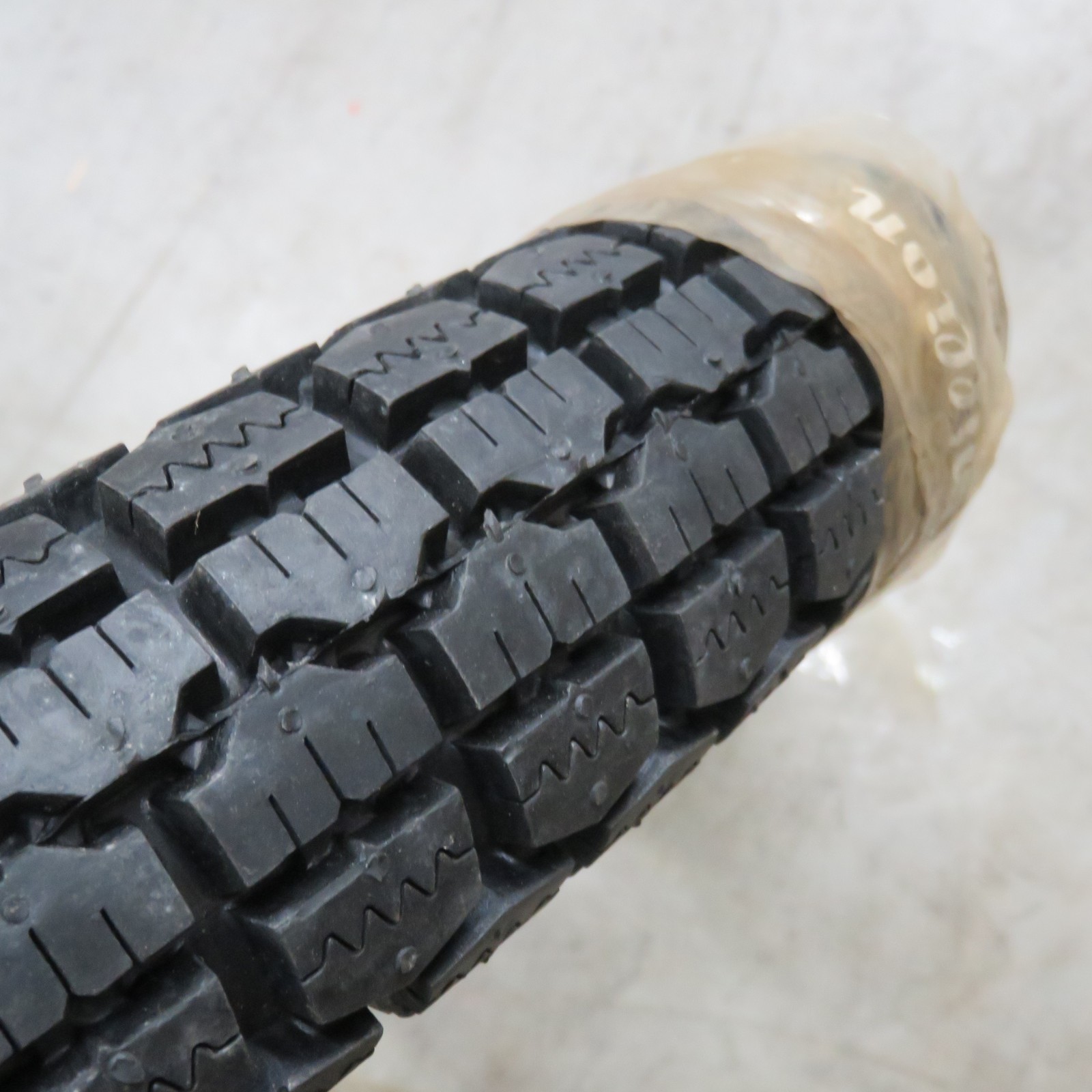 Million 3.00-18 Black Checker Sport Motorcycle Street Tire Vintage Harley