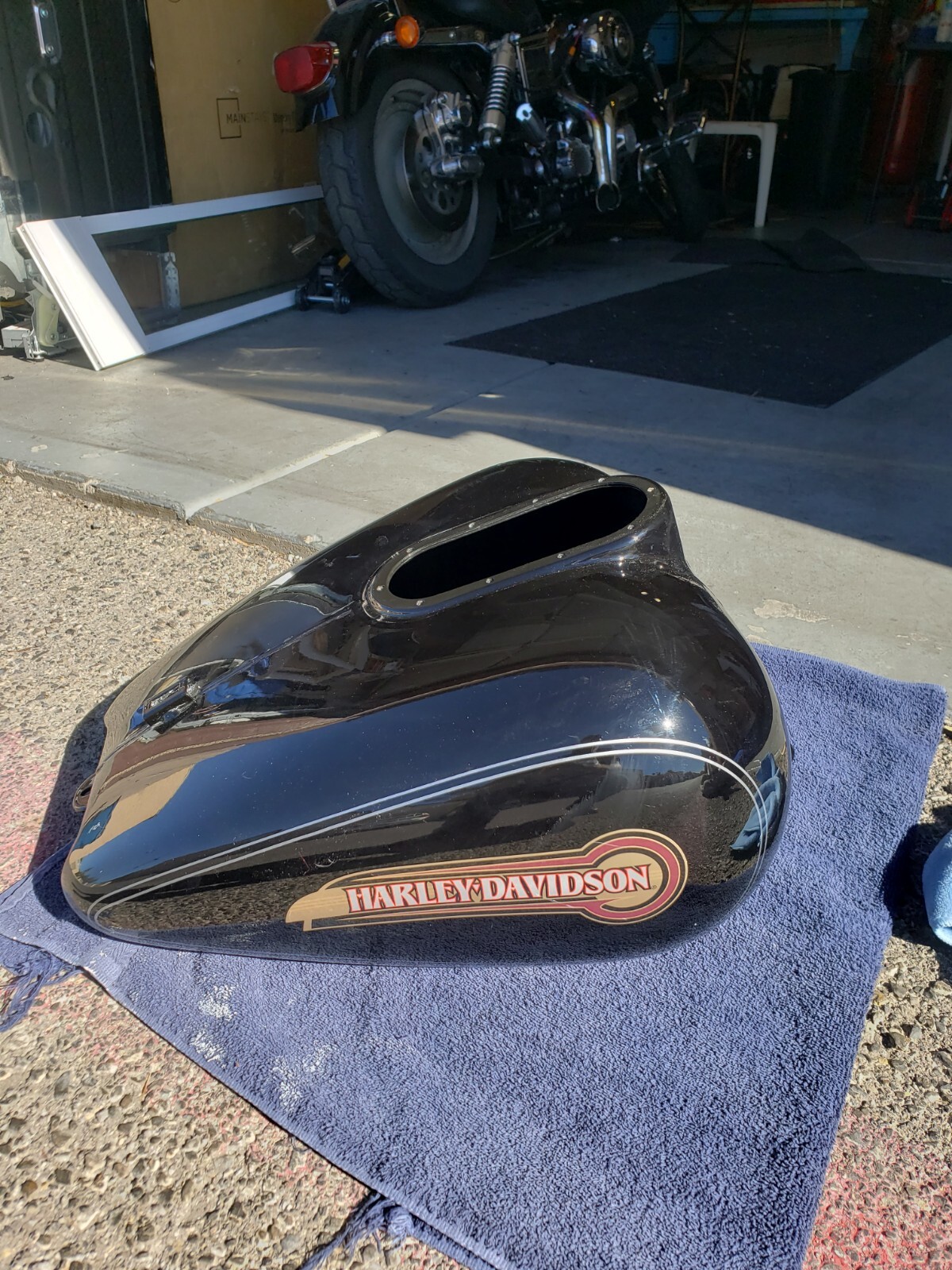 2010 Road Glide Gas Tank Harley-Davidson