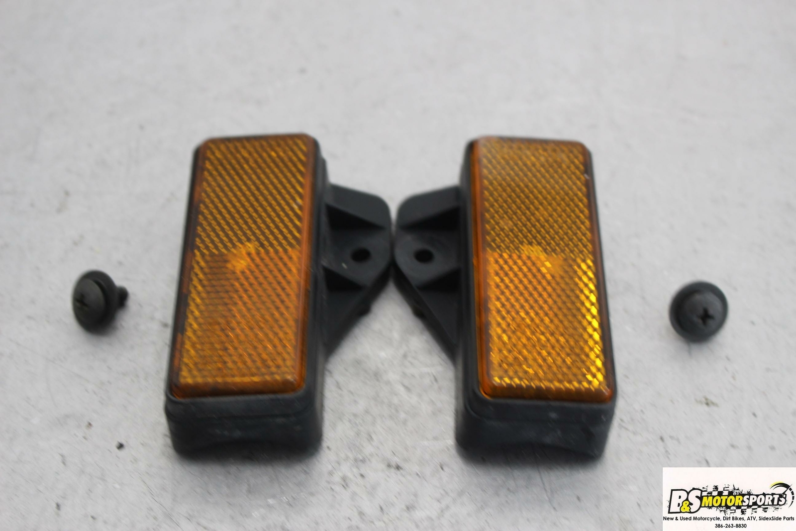 05-09 Suzuki Boulevard S40 Reflector Garnish Marker Set Pair Blvd 2005 06 07 08