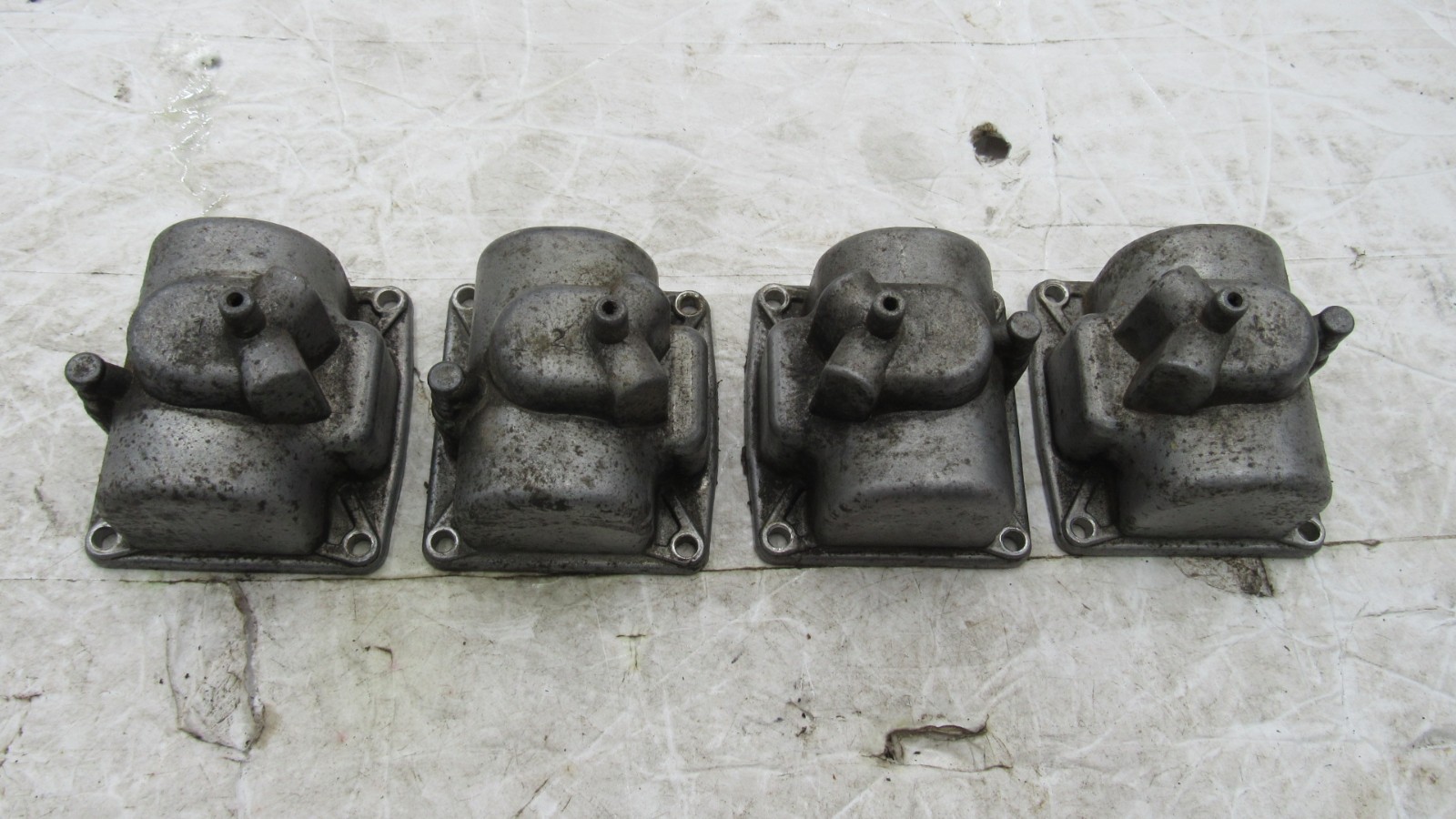 1983 Kawasaki KZ550A KZ550 OEM Bare Carburetor Float Bowl Chambers