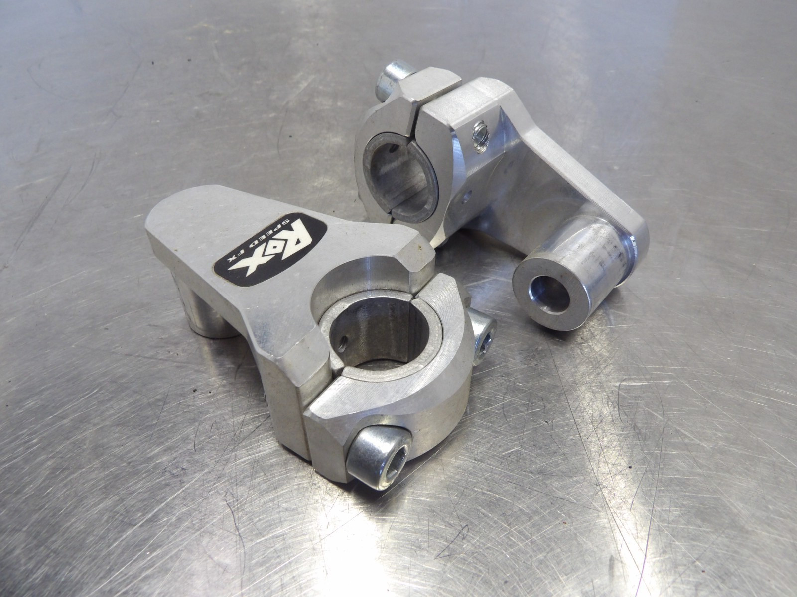 Rox Speed FX 2 in. pivoting handlebar risers 1R-P2SSN