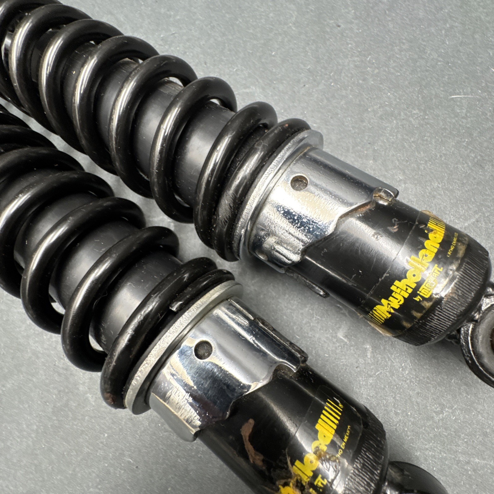 Kawasaki 1973-80 Z1 KZ 900 1000 Z1R KZ1000 A B Pair Mulholland Suspension Shocks