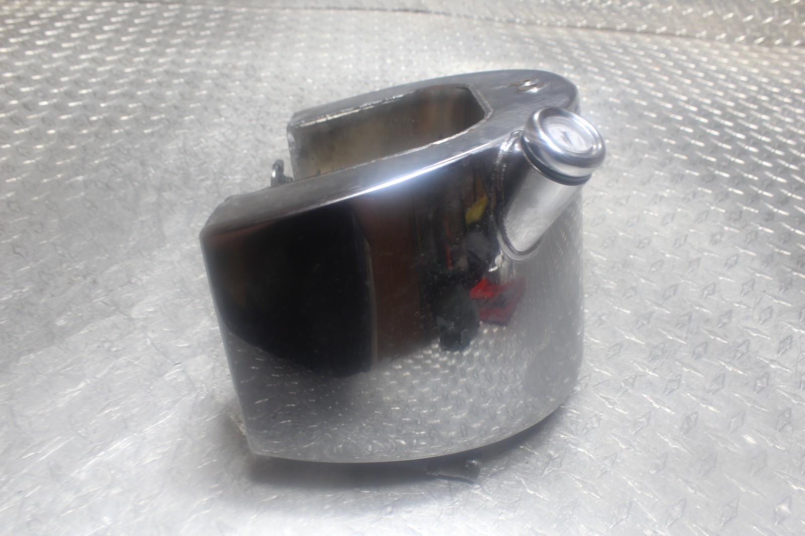 2009 HARLEY-DAVIDSON SOFTAIL CUSTOM FXSTC OEM OIL TANK RESERVOIR BOTTLE CHROME